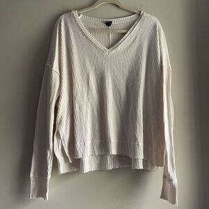 Wild Fable White Long Sleeve V Neck Top